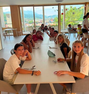 Prvi počitniški teden Družin-ko veliko vode, igre, smeha in malih poletnih zgodb (16)